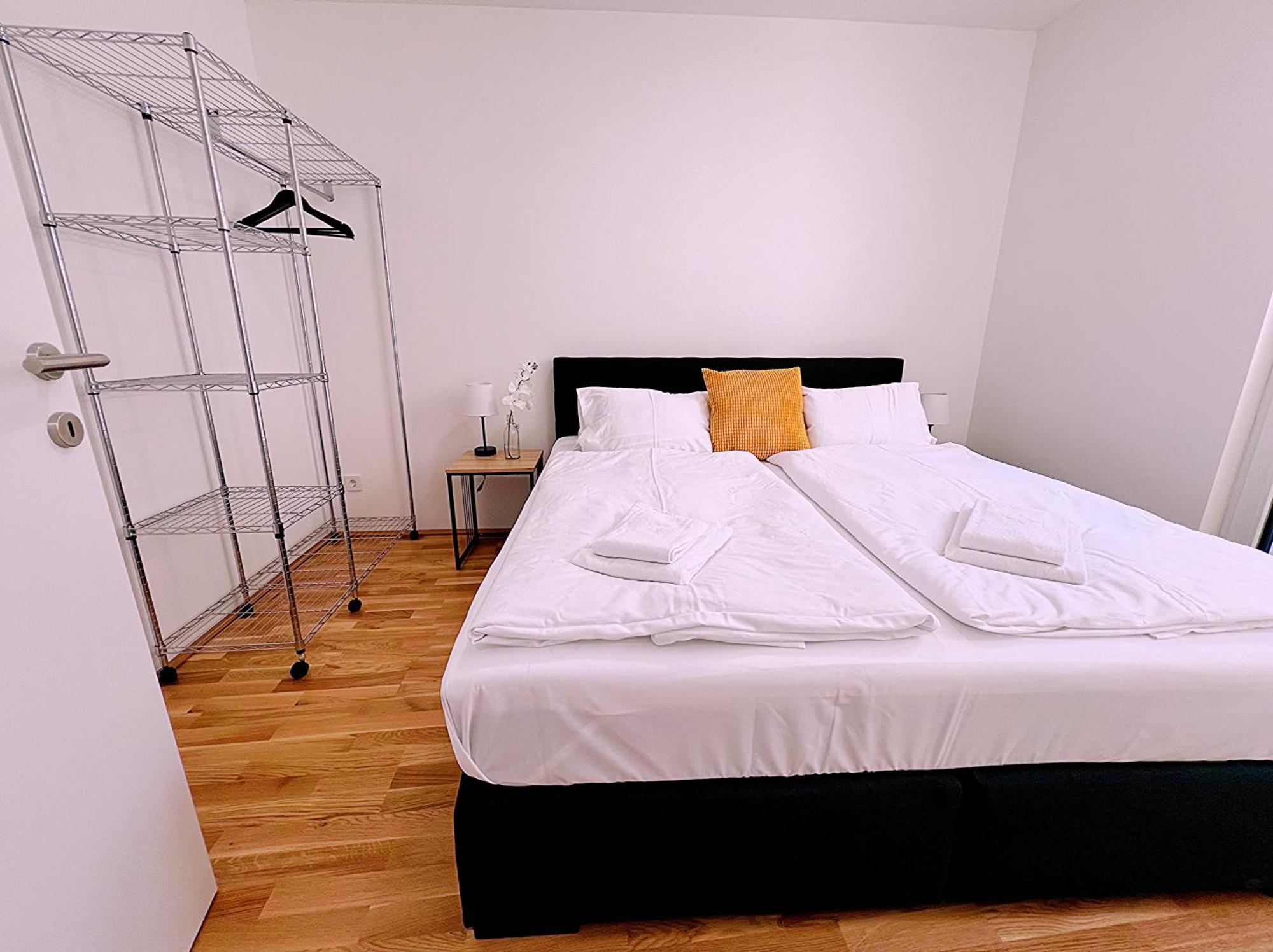 Modern, New, Next To Metro - Gg13 Apartments Vienna Luaran gambar
